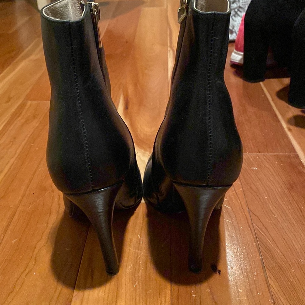raye Booties